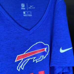 Womens Buffalo Bills V Neck T Shirt size 2XL